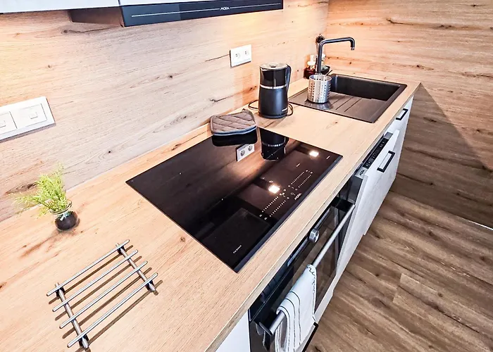 B-point Апартаменты Komarov